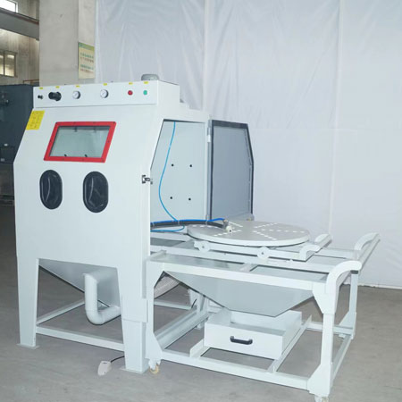 高效能與環(huán)保兼得，濕式噴砂機助力塑料行業(yè)